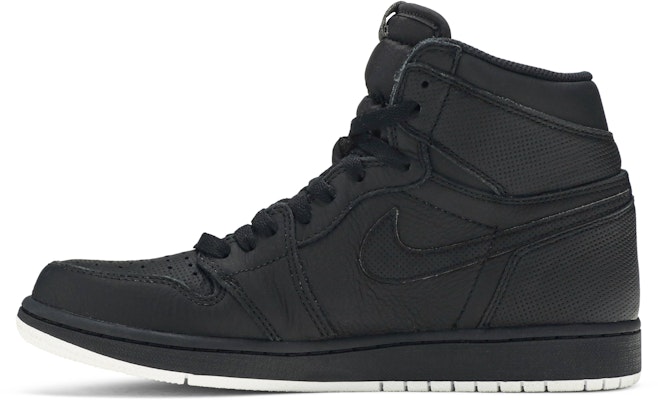 Air Jordan 1 Retro High OG 'Black Perforated' 555088-002 Lookbook Air Jordan 1 Retro High OG 'Black Perforated' 555088-002