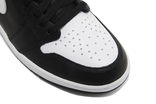 Air Jordan 1 Retro Tinggi OG 'Hitam Putih 2.0' DZ5485-010 2