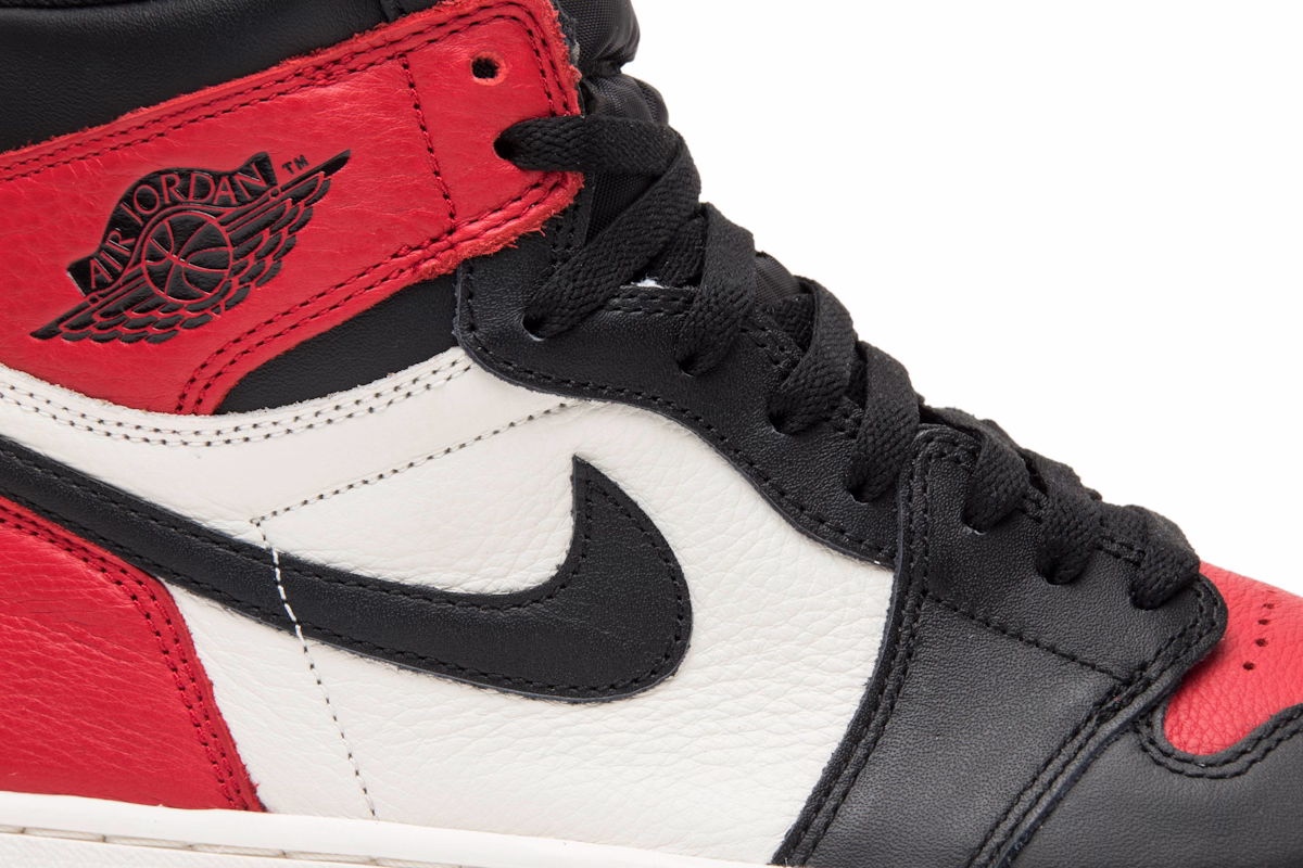 Air Jordan 1 Retro High OG 'Bred Toe'