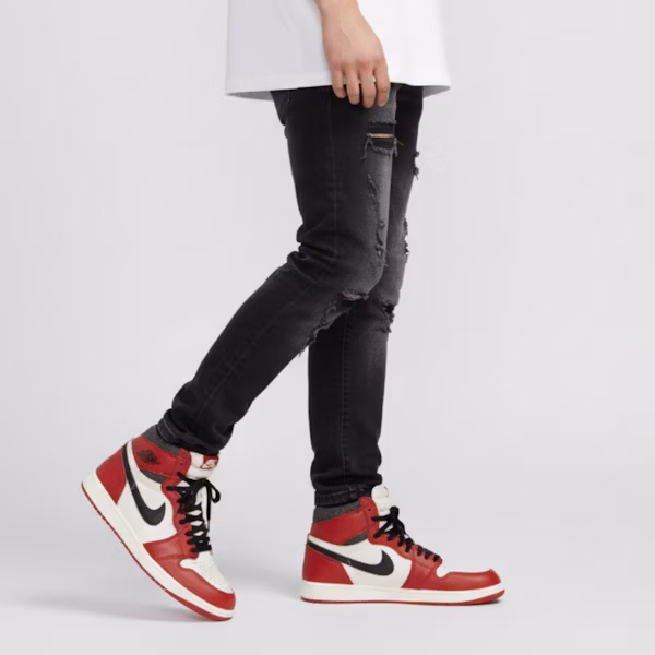 Air Jordan 1 Retro High OG 'Chicago Lost & Found' dalam Bahasa Melayu. DZ5485-612 Order Air Jordan 1 Retro High OG 'Chicago Lost & Found' dalam Bahasa Melayu. DZ5485-612