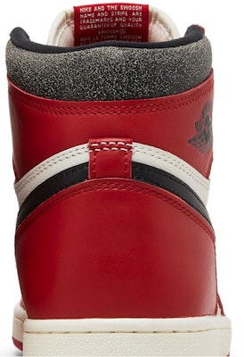Air Jordan 1 Retro High OG 'Chicago Lost & Found' DZ5485-612 1