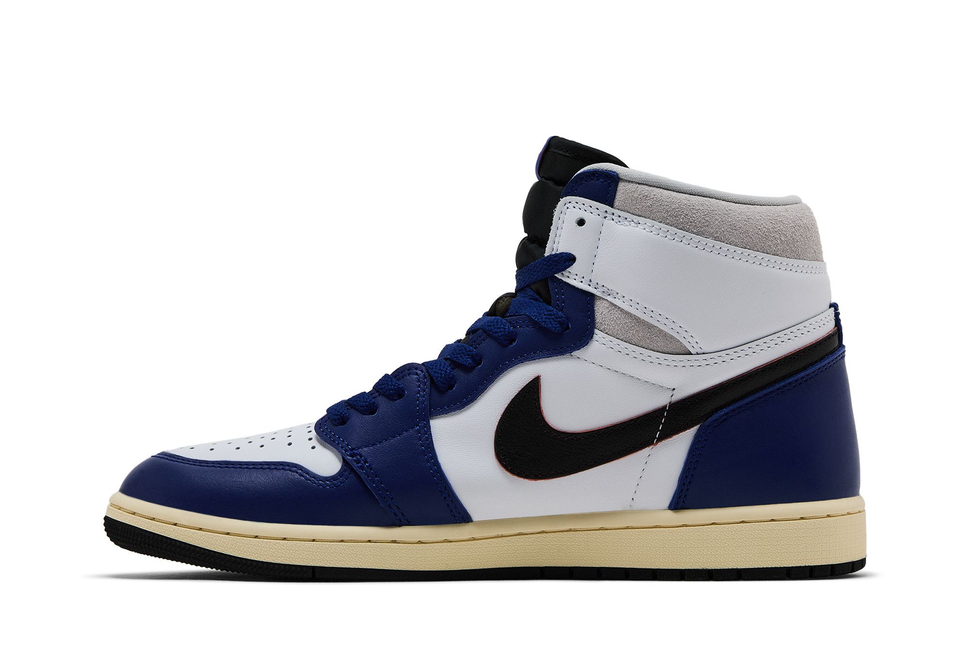 Shop Air Jordan 1 Retro High OG 'Deep Royal Blue' DZ5485-100