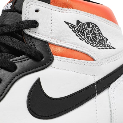 Air Jordan 1 Retro High OG 'Electro Orange' 555088-180 1