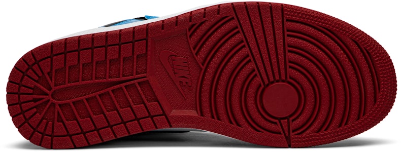 Air Jordan 1 复刻高帮 OG 'Fearless' CK5666-100 Shop Air Jordan 1 复刻高帮 OG 'Fearless' CK5666-100