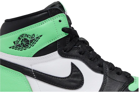 Lookbook Air Jordan 1 Retro High OG 'Green Glow' DZ5485-130