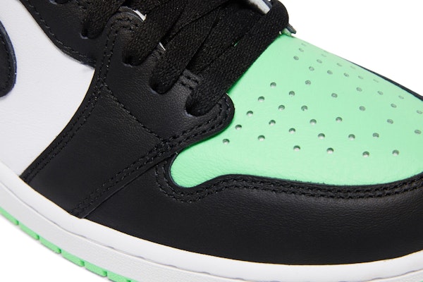 Air Jordan 1 復刻版高筒 OG 'Green Glow' DZ5485-130 2