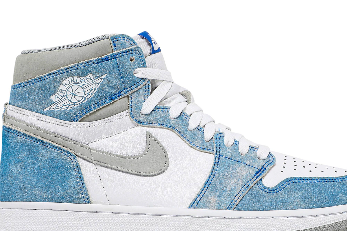 Air Jordan 1 Retro High OG 'Hyper Royal'