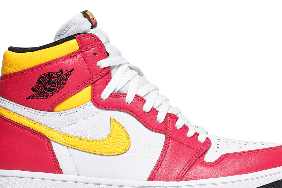 Air Jordan 1 Retro High OG 'Light Fusion Red'