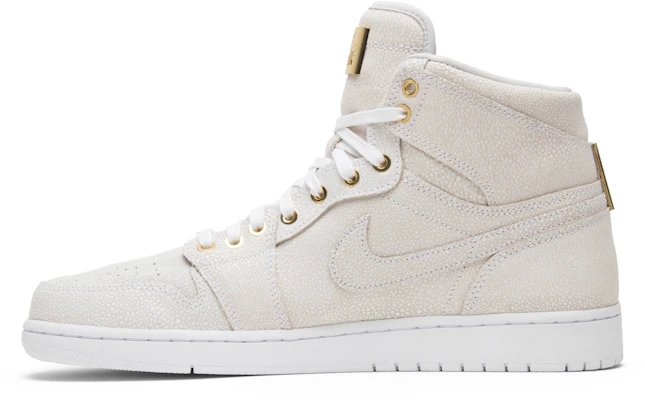 Air Jordan 1 Retro High OG 'Pinnacle Putih' 705075-130 Lookbook Air Jordan 1 Retro High OG 'Pinnacle Putih' 705075-130