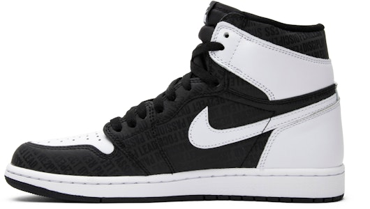 Air Jordan 1 Retro High OG 'RE2PECT' 555088-008 (Bahasa Malaysia) Lookbook Air Jordan 1 Retro High OG 'RE2PECT' 555088-008 (Bahasa Malaysia)