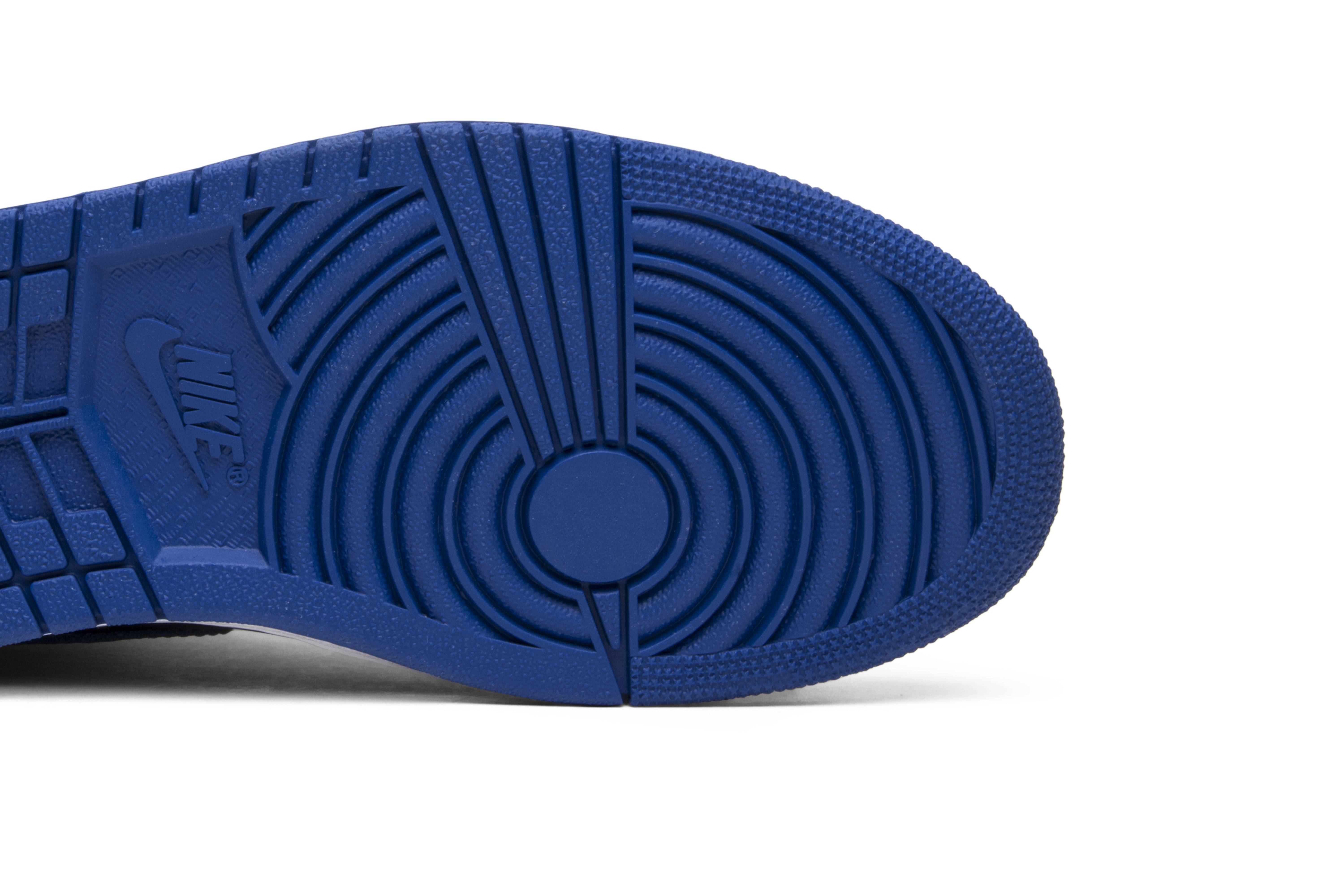 Purchase Air Jordan 1 Retro High OG 'Royal' 2013 zapatillas clásicas. 555088-085