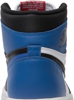 Air Jordan 1 Retro High OG 'Top 3' zapatillas. 555088-026 Sizing Air Jordan 1 Retro High OG 'Top 3' zapatillas. 555088-026