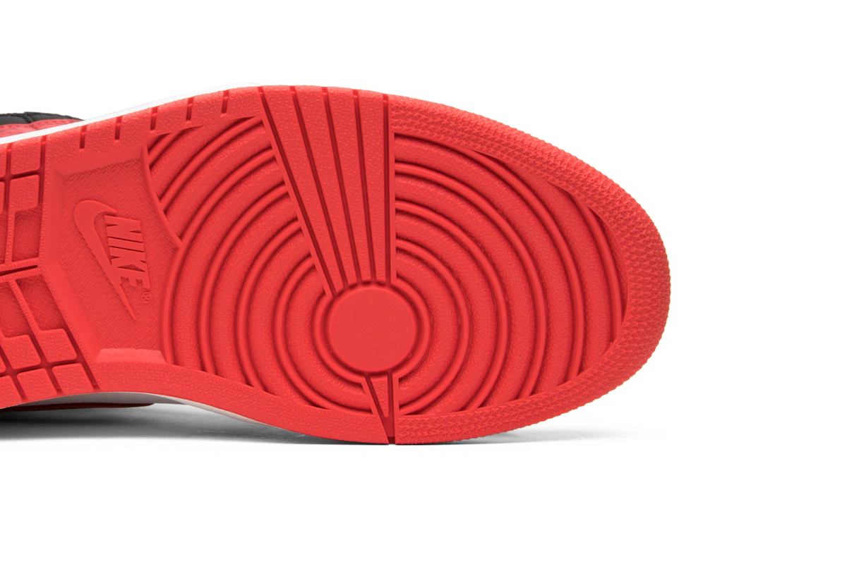 Air Jordan 1 Retro High OG 'Track Red' 555088-112