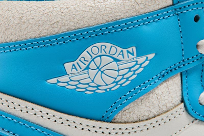 Air Jordan 1 Retro High OG 'UNC Reimagined'