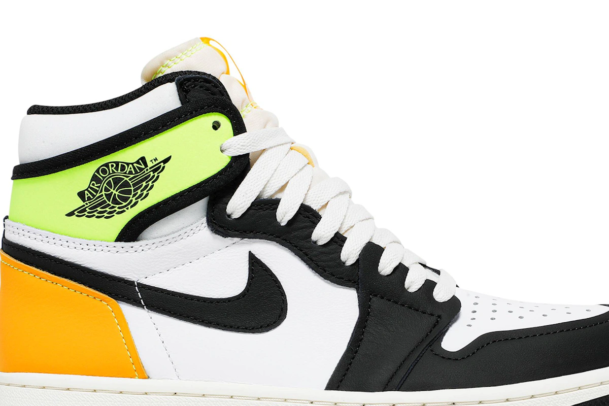Air Jordan 1 Retro High OG 'Volt Gold'