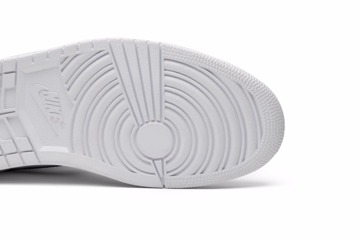 Air Jordan 1 Retro High OG Premium 'Yin Yang' 555088-102