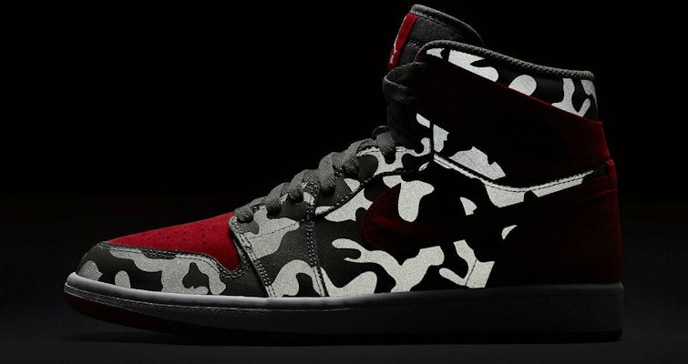 Red camo best sale jordans