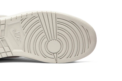 Air Jordan 1 Retro High SB 'NYC to Paris' CD6578-006