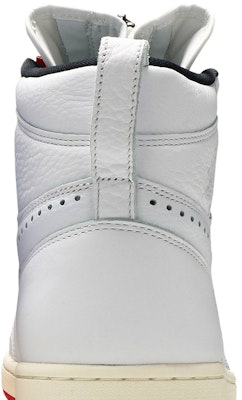 Air Jordan 1 Retro High Zip 'White University Red' AR4833-100 Sizing Air Jordan 1 Retro High Zip 'White University Red' AR4833-100
