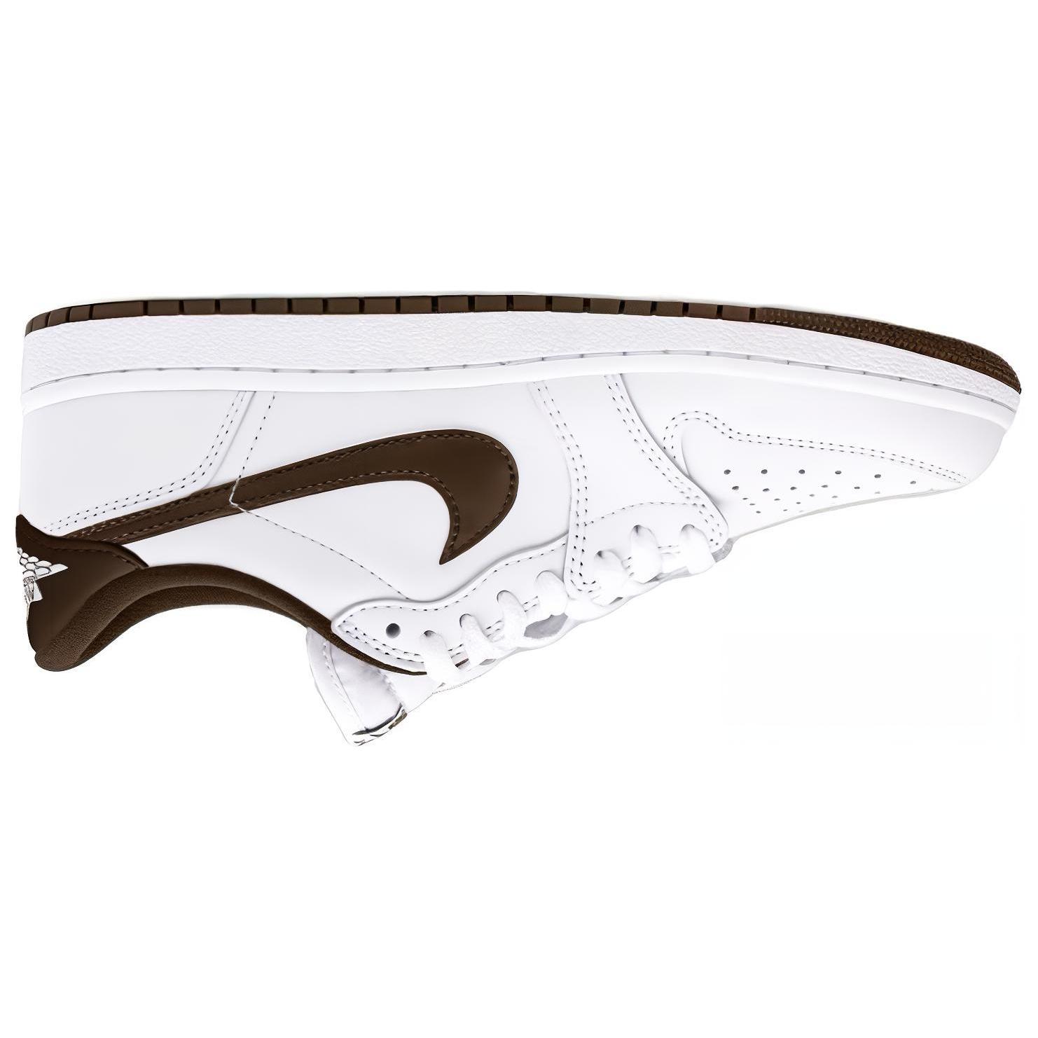 Shop エアジョーダン1 レトロ LOW OG "モカ" FB9933-105