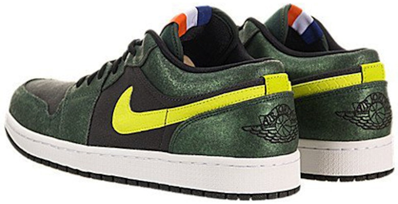 Air Jordan 1 Retro Low 'Nueva York' 641888-303 Lookbook Air Jordan 1 Retro Low 'Nueva York' 641888-303