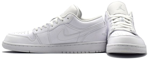 Air Jordan 1 复古低帮 '纯铂金' 553558-170 Lookbook Air Jordan 1 复古低帮 '纯铂金' 553558-170