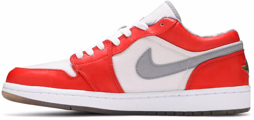 Air Jordan 1 Retro Low 'South Side' 309192-171 Lookbook Air Jordan 1 Retro Low 'South Side' 309192-171