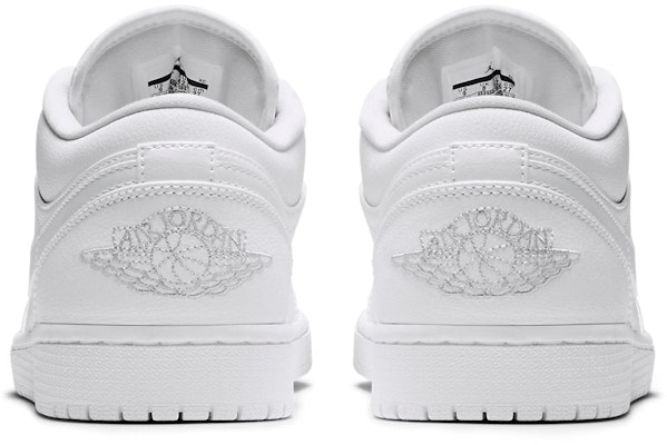 Air Jordan 1 Retro Low 'Putih Perak Metalik' 553558-105 Shop Air Jordan 1 Retro Low 'Putih Perak Metalik' 553558-105