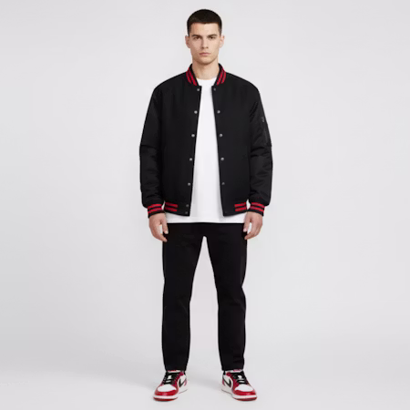 Air Jordan 1 Retro Low OG Chicago (2025) Indonesia HQ6998-600 Lookbook Air Jordan 1 Retro Low OG Chicago (2025) Indonesia HQ6998-600