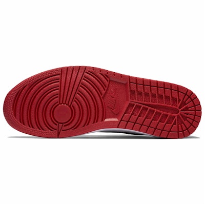 Air Jordan 1 Retro Low OG 2025 'Chicago' HQ6998-600 Shop Air Jordan 1 Retro Low OG 2025 'Chicago' HQ6998-600