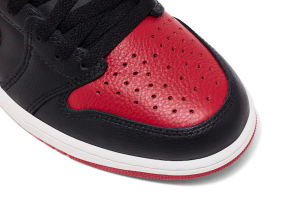 Air Jordan 1 Retro Low OG 2026 'Banned' IW6276-001 3