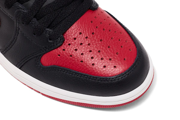 Air Jordan 1 Retro Low OG 2026 ''Banned'' Sepatu Sneakers Pria. IW6276-001 2