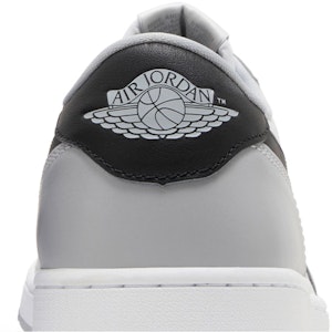 Air Jordan 1 复刻低帮 OG 'Barons' CZ0790-110 Sizing Air Jordan 1 复刻低帮 OG 'Barons' CZ0790-110