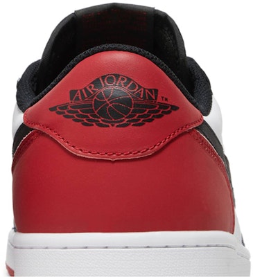 Air Jordan 1 Retro Low OG 'Black Toe' Hitam Merah. CZ0790-106 Sizing Air Jordan 1 Retro Low OG 'Black Toe' Hitam Merah. CZ0790-106