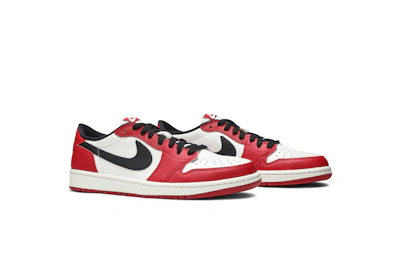 Air Jordan 1 Retro Low OG 'Chicago'