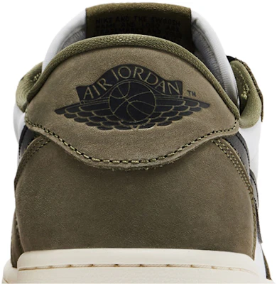 Air Jordan 1 Retro Low OG ''Medium Olive'' Lelaki Wanita Sneakers HQ6998-200 1