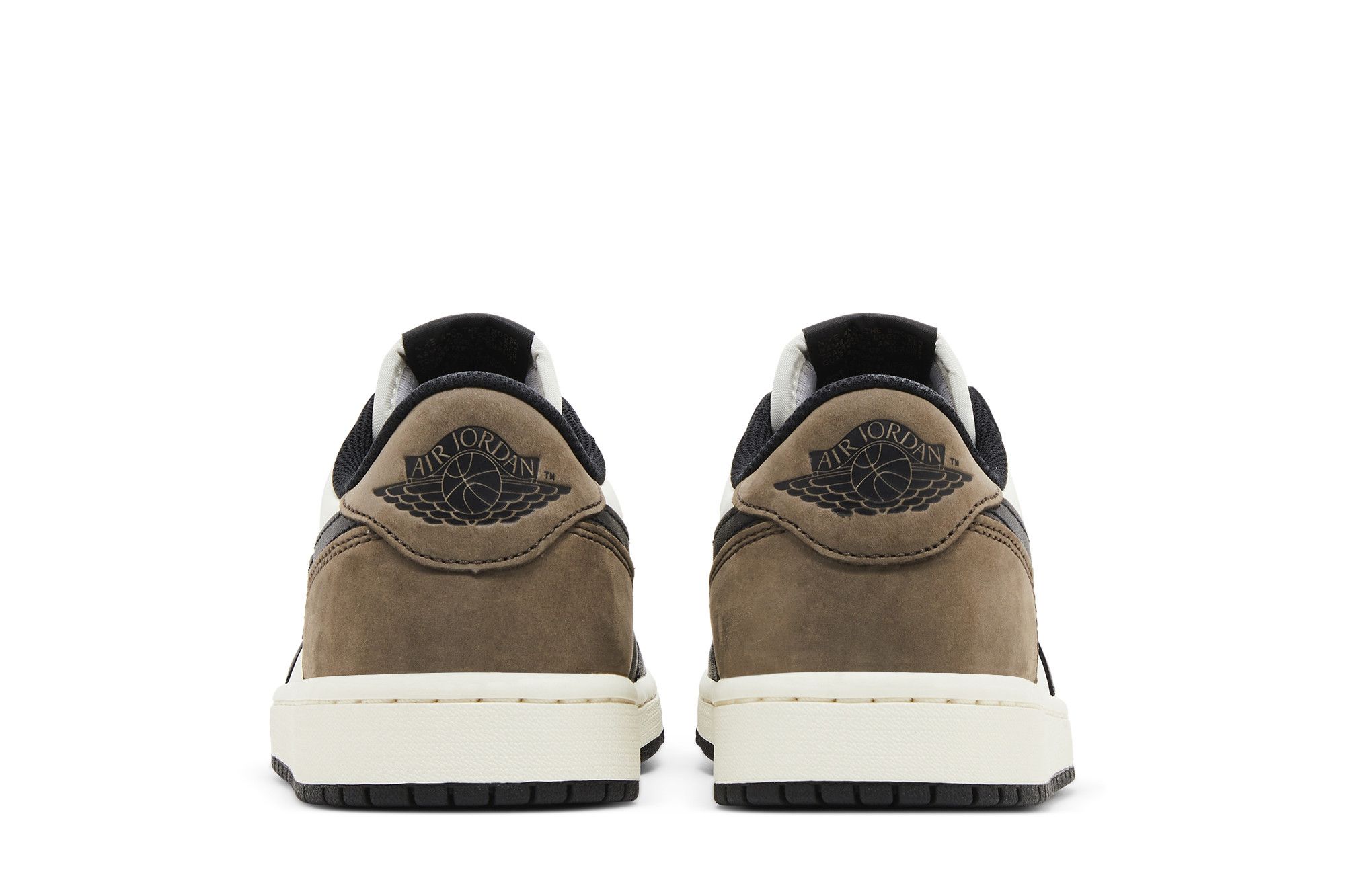 Sizing Air Jordan 1 Retro Low OG ''Mocha'' Sneakers CZ0790-102