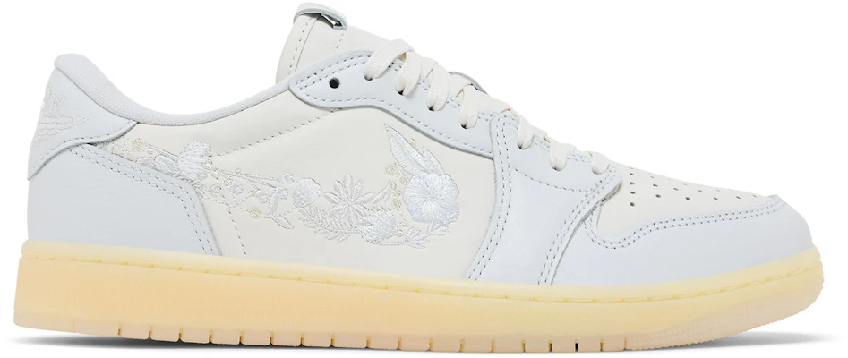 Air Jordan 1 Retro Low OG 'Rabbit Floral Swoosh' IF4391-100 Buy Air Jordan 1 Retro Low OG 'Rabbit Floral Swoosh' IF4391-100