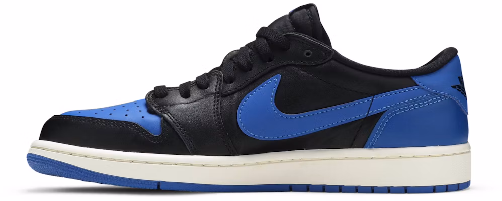 Air Jordan 1 Retro Low OG 'Royal' 705329-004 Lookbook Air Jordan 1 Retro Low OG 'Royal' 705329-004