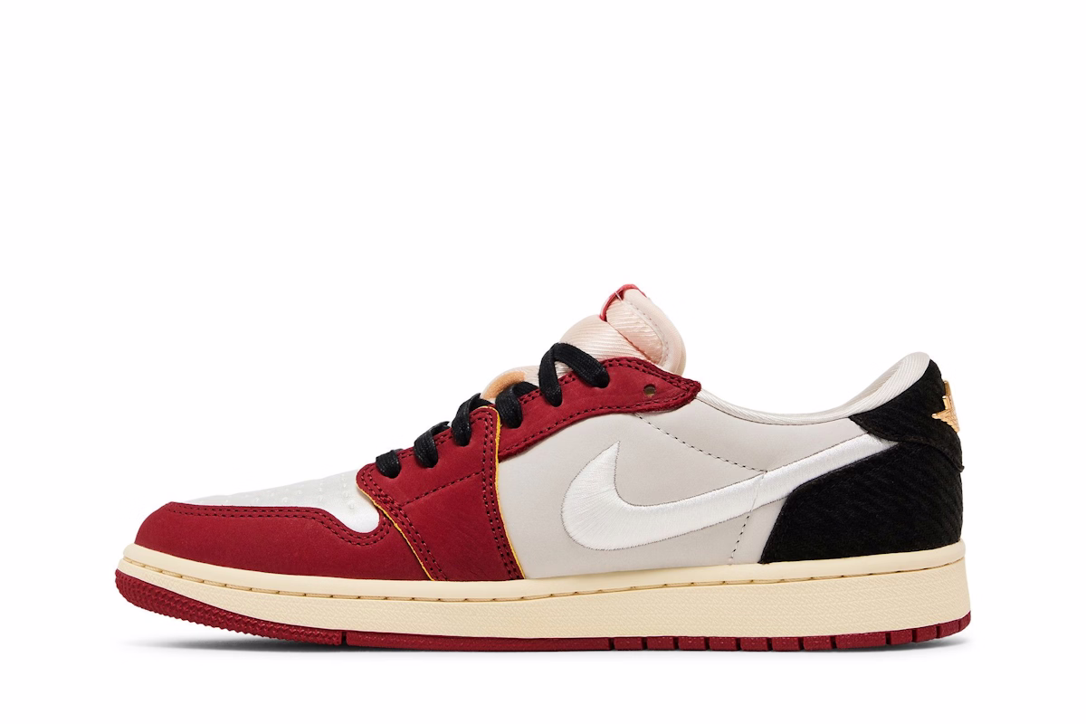 Air Jordan 1 Retro Low OG 'Trophy Room'