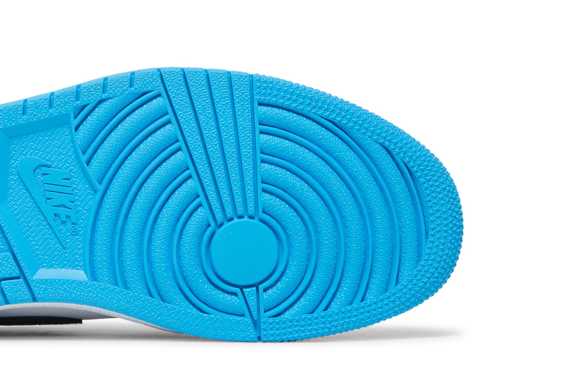 Details for Air Jordan 1 Retro Low OG 'UNC' CZ0790-104