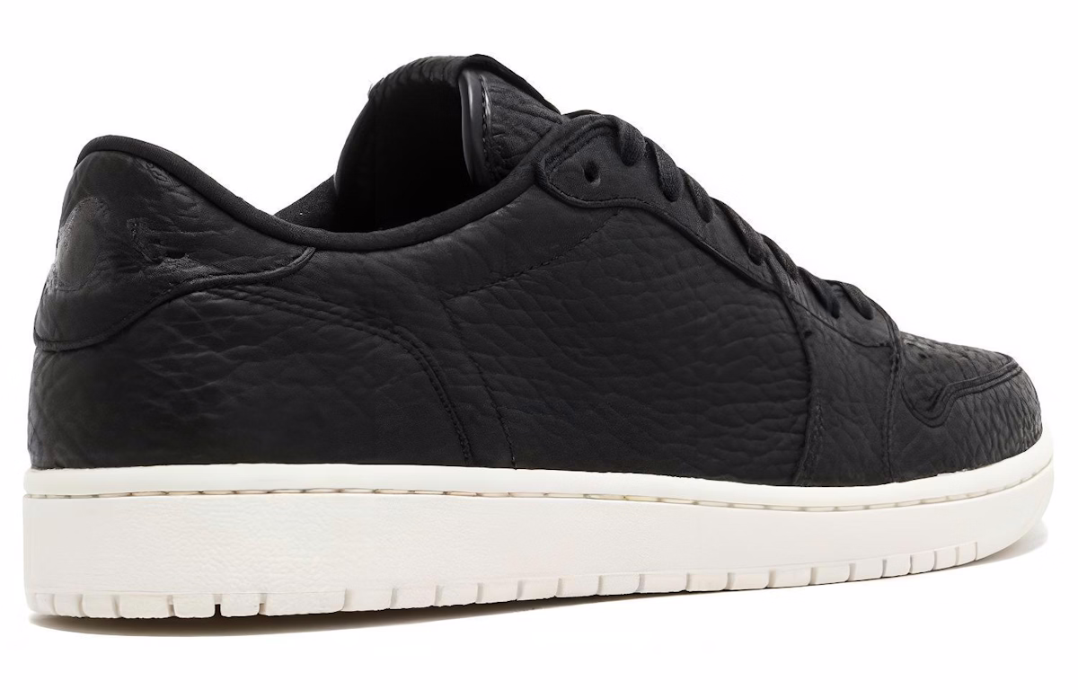 Air Jordan 1 Retro Low Swooshless 'Black'