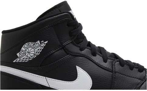 에어 조던 1 레트로 MCS '블랙 화이트' AV5354-011 AV5354-011 Order 에어 조던 1 레트로 MCS '블랙 화이트' AV5354-011 AV5354-011