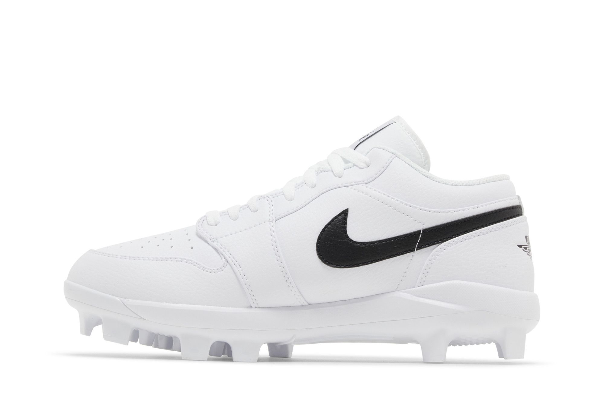 Lookbook Air Jordan 1 Retro MCS Low 'Putih Hitam' CJ8524-101