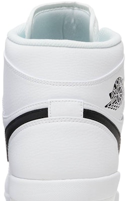 Air Jordan 1 Retro Metal 'White Black' AV5355-101 Sizing Air Jordan 1 Retro Metal 'White Black' AV5355-101