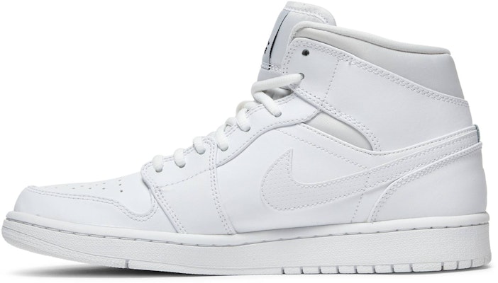 Nike air jordan 2025 1 retro mid white