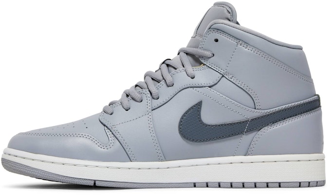 Air Jordan 1 Retro Mid 'Wolf Grey' 2017 554724-033 Lookbook Air Jordan 1 Retro Mid 'Wolf Grey' 2017 554724-033