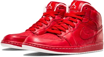 Air Jordan 1 Retro Phat Premier 'Rojo Varsity' 375173-600 Lookbook Air Jordan 1 Retro Phat Premier 'Rojo Varsity' 375173-600