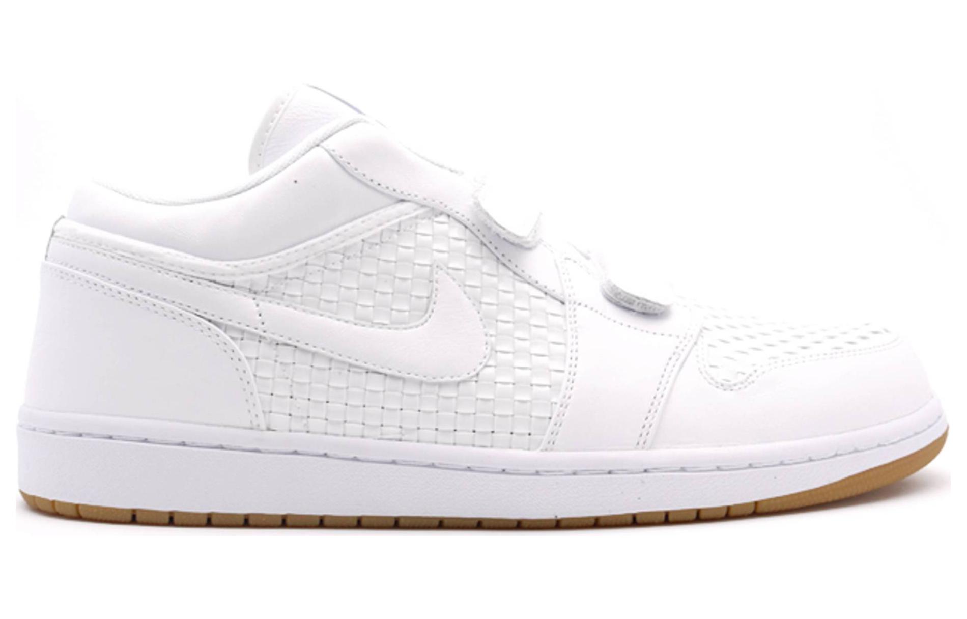 Order Air Jordan 1 Velcro Premr Low 'Platinum' dalam warna Platinum. 344521-101