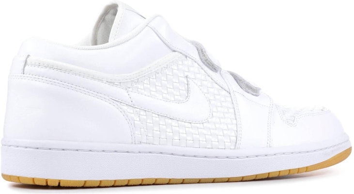 Air Jordan 1 Velcro Premr Low 'Platinum' dalam warna Platinum. 344521-101 Shop Air Jordan 1 Velcro Premr Low 'Platinum' dalam warna Platinum. 344521-101